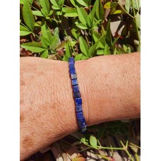 Lapis-Lazuli bleu-outremer  la pierre des dieux